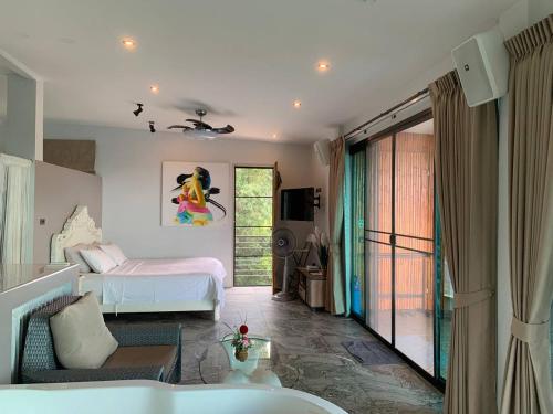 penthouse crystal bay apartments