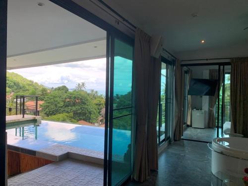 penthouse crystal bay apartments