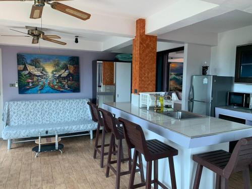 penthouse crystal bay apartments