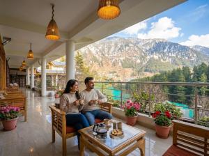 hide in old manali