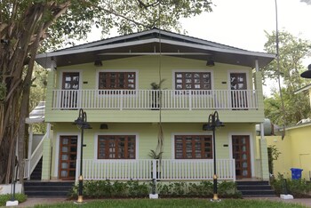 ilif 2706 western breeze villas