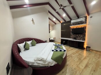 ilif 2706 western breeze villas