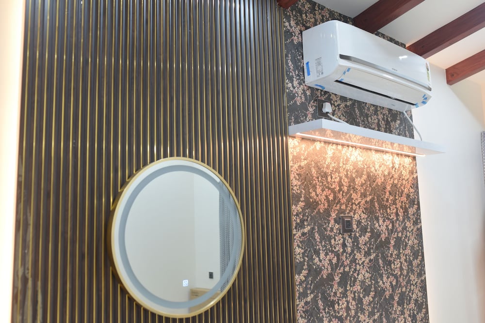 ilif 2706 western breeze villas