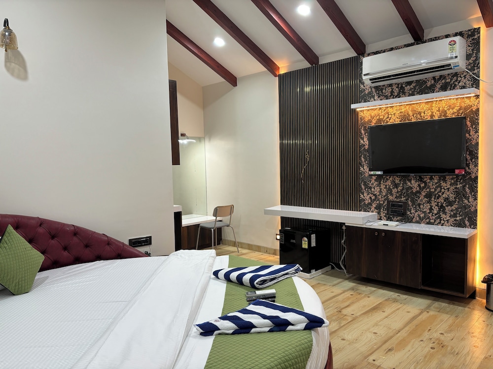 ilif 2706 western breeze villas