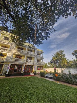 ilif 2706 western breeze villas