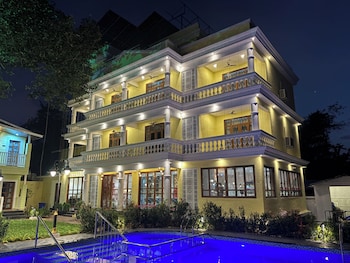 ilif 2706 western breeze villas