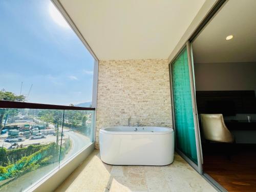 the regent bangtao by resava