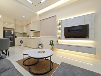 paradigm residence by antlerzone