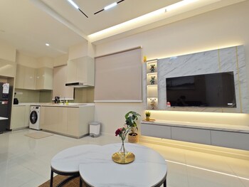 paradigm residence by antlerzone