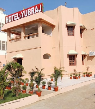 hotel yubraj