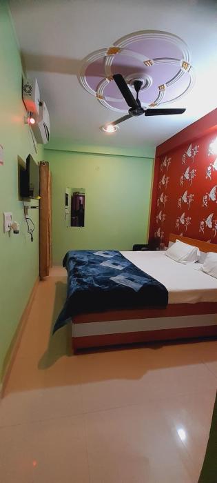 shiv niketan guest house 200mtr from shri ram mandir
