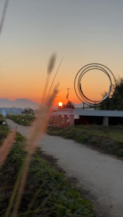 paradise resort and cafe