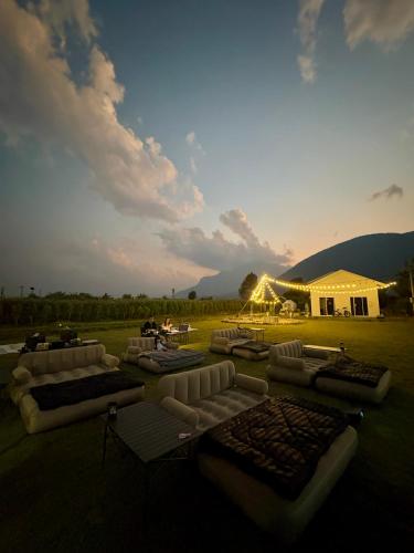 paradise resort and cafe