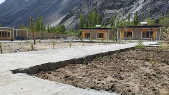 hunder tamarix resort