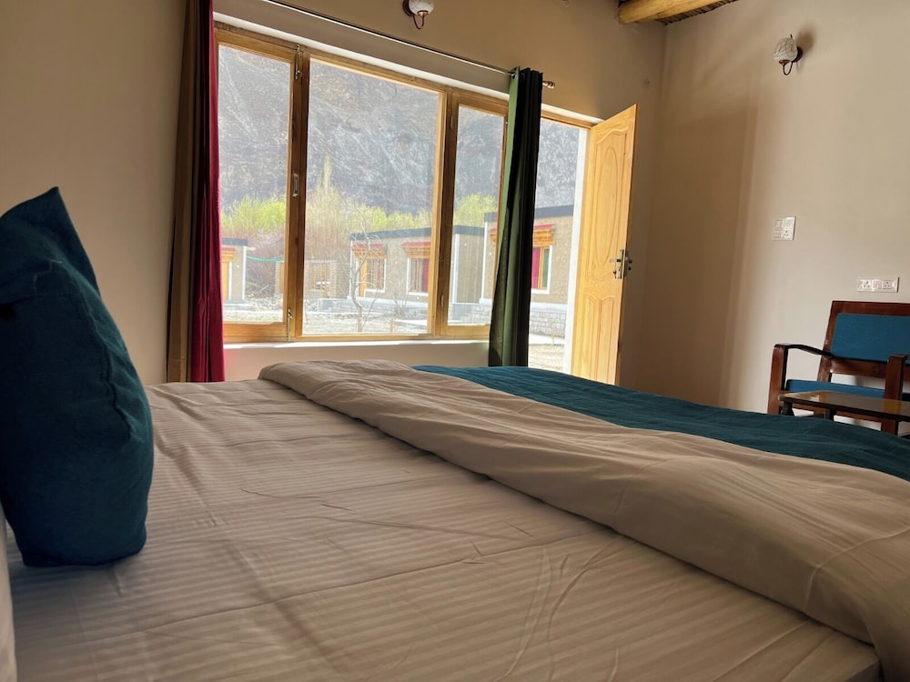 hunder tamarix resort