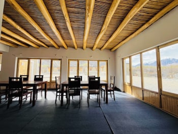 hunder tamarix resort