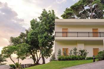 anona sunset boutique