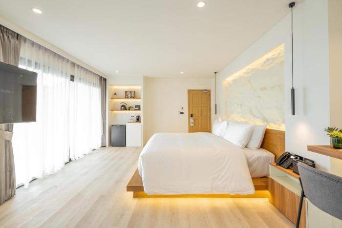 anona sunset boutique