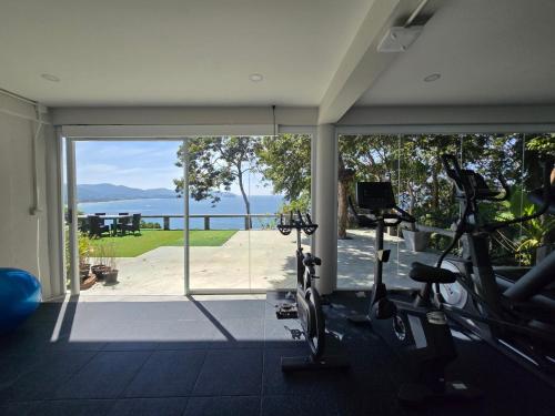 anona sunset boutique