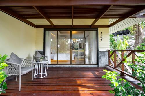 anona sunset boutique