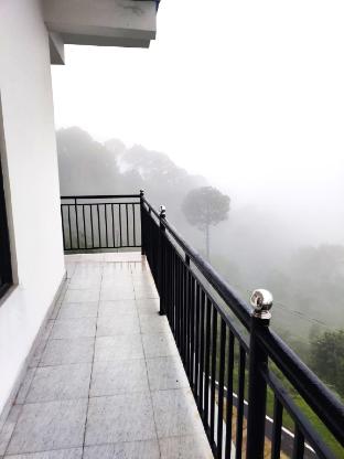 jaitak resort by pine