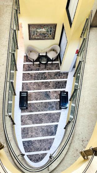 posh suites golf course road