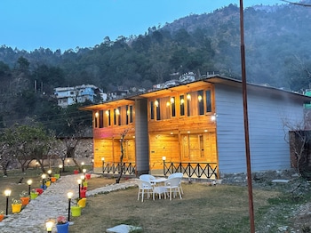 cabana riverside resort kainchi dham