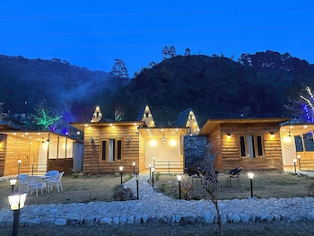 cabana riverside resort kainchi dham