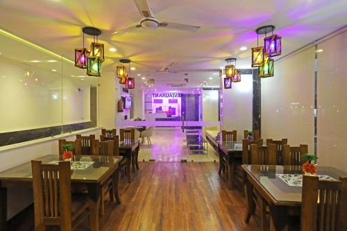 hotel de clark residency delhi airport