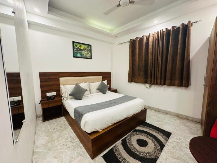 hotel de clark residency delhi airport