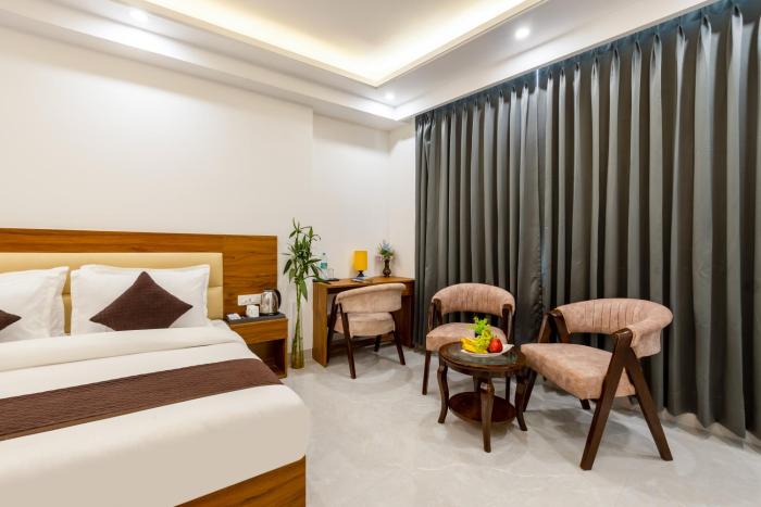 hotel de clark residency delhi airport