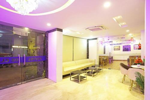 hotel de clark residency delhi airport