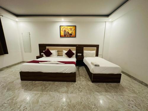 hotel de clark residency delhi airport
