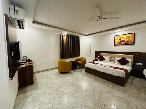 hotel de clark residency delhi airport
