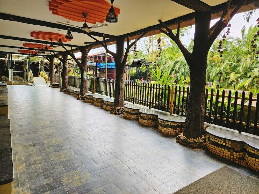 dandeli boutique jungle resort