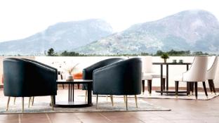 quad club resort and spa nandi hills