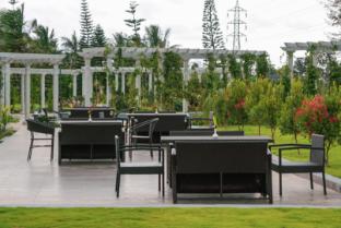 quad club resort and spa nandi hills