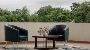 quad club resort and spa nandi hills