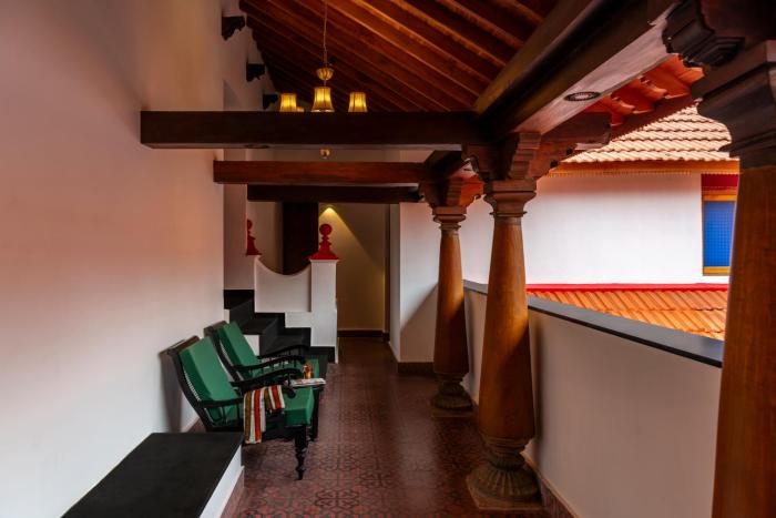 the lotus palace chettinad