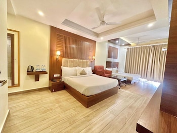 zenq signature inn mcleodganj