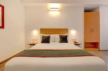 hotel aravali inn and banquet hall