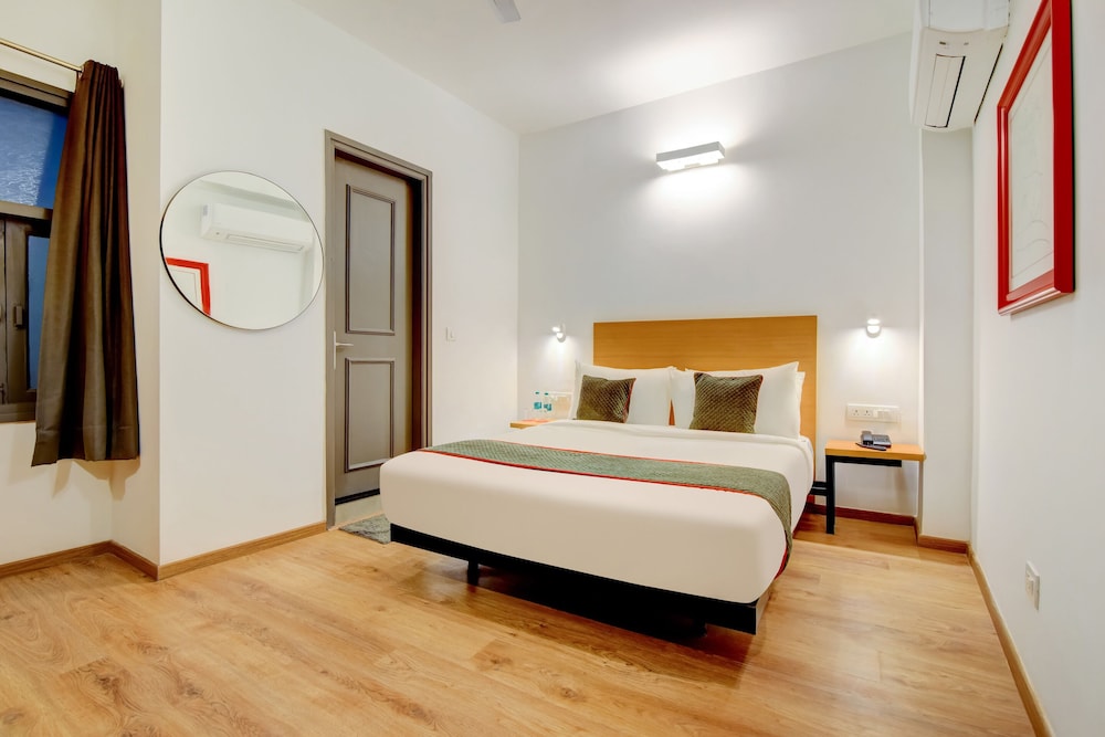 hotel aravali inn and banquet hall