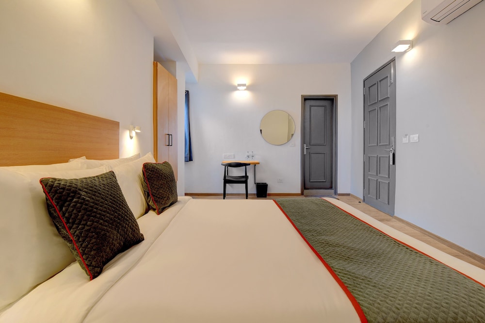 hotel aravali inn and banquet hall