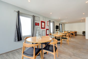 hotel aravali inn and banquet hall