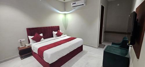 Hotel K9 Regency Sirsa,,3 star