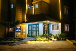 Hotel Skylights,,3 star