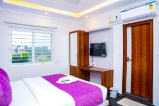 hotel skylights