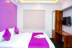 hotel skylights