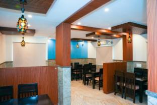 Hotel Skylights,,3 star