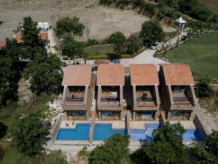 umber tree a nature side heaven resort